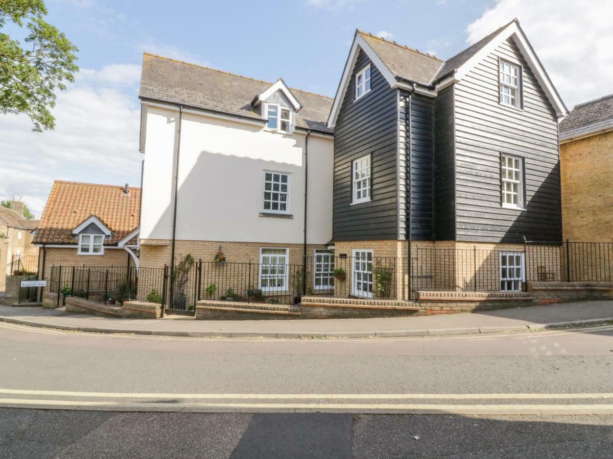 The Hoist Apartment Ely Exterior photo